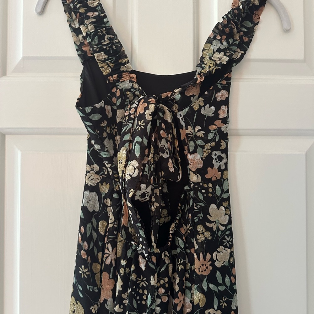 NWT Sadie + Sage Floral Romper - Picture 4 of 5